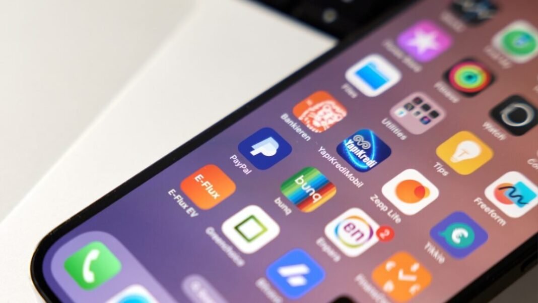 Hakerske skupine koriste ranjivost Coruna