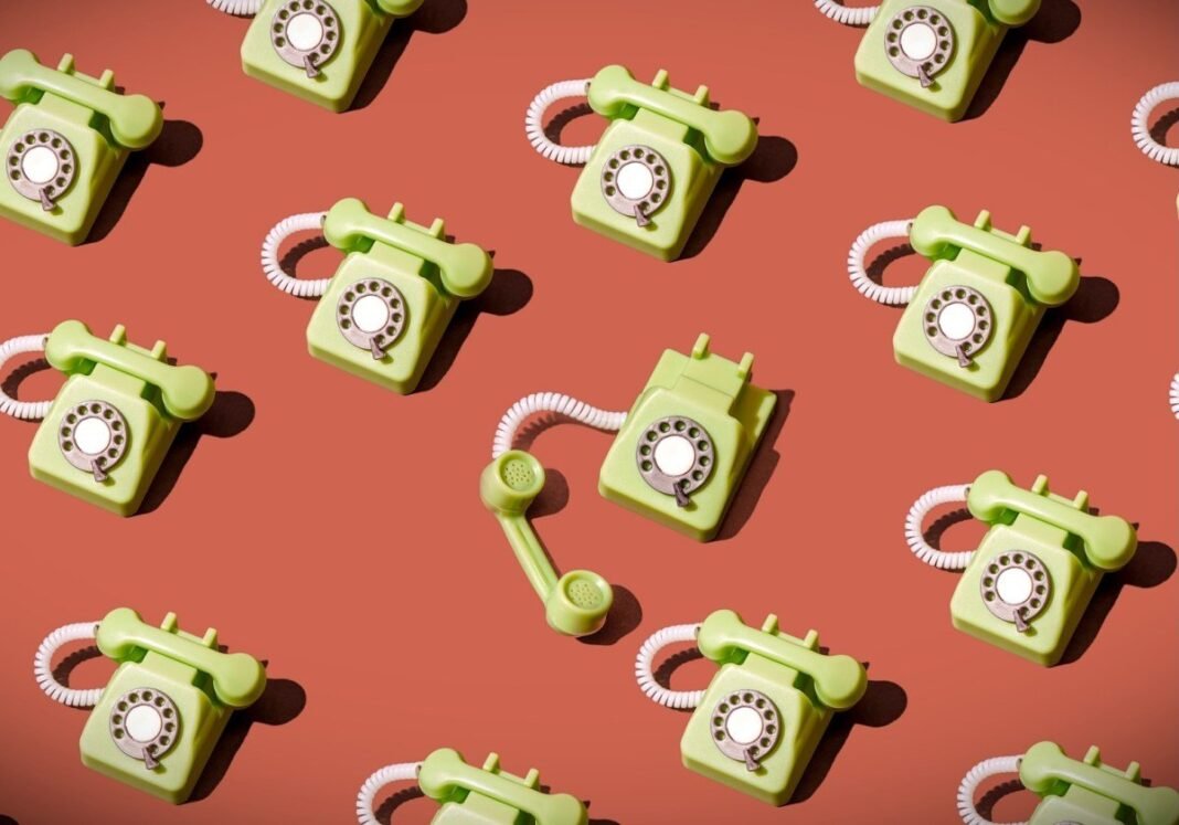 Nostalgija u tehnologiji: Retro uređaji koji se vraćaju