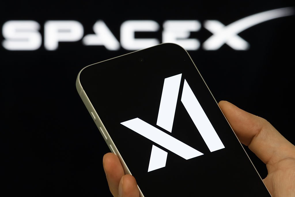 xAI gubi milijarde, SpaceX planira javnu ponudu