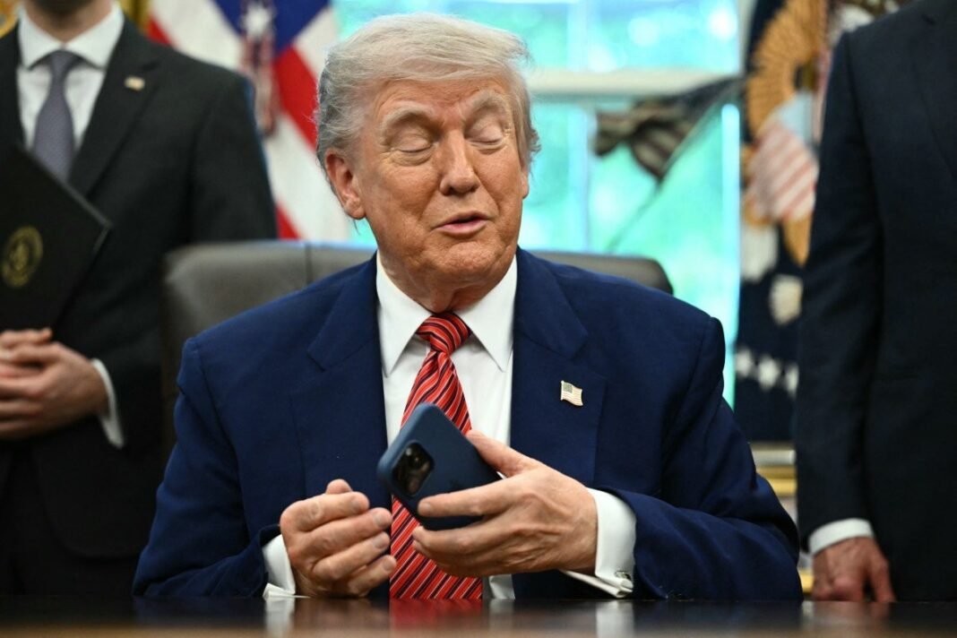 Trump razmatra suradnju s AI tvrtkama