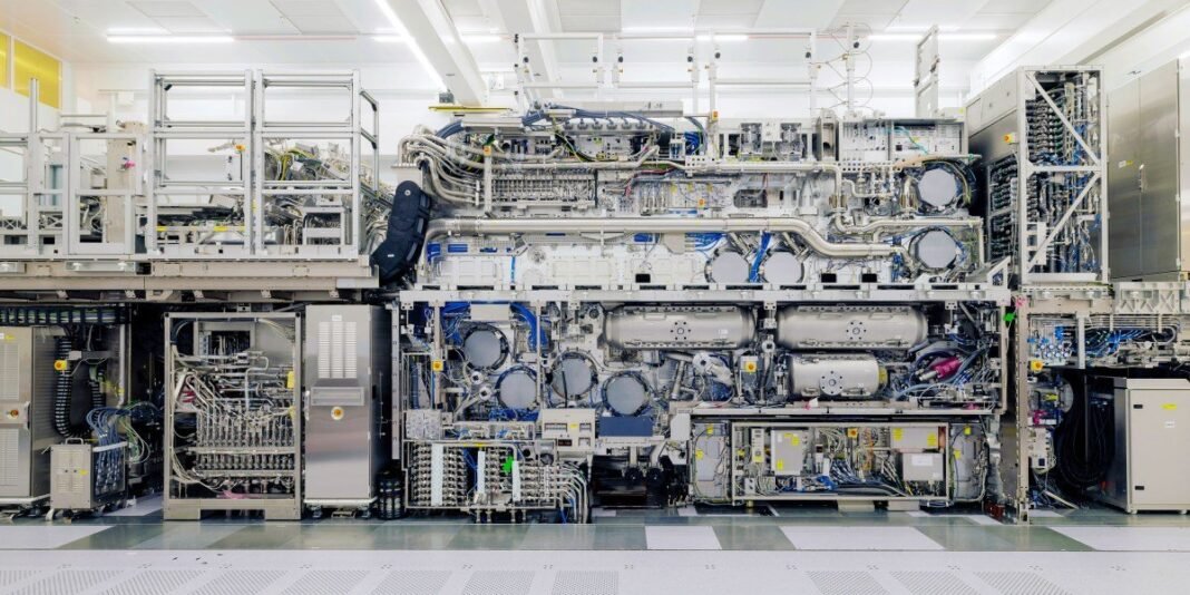 ASML i budućnost poluvodiča: Tehnološka dominacija i izazovi