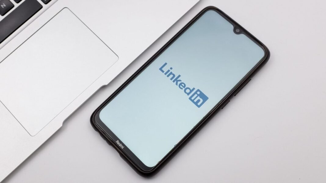 LinkedIn se bori protiv niskokvalitetnog AI sadržaja