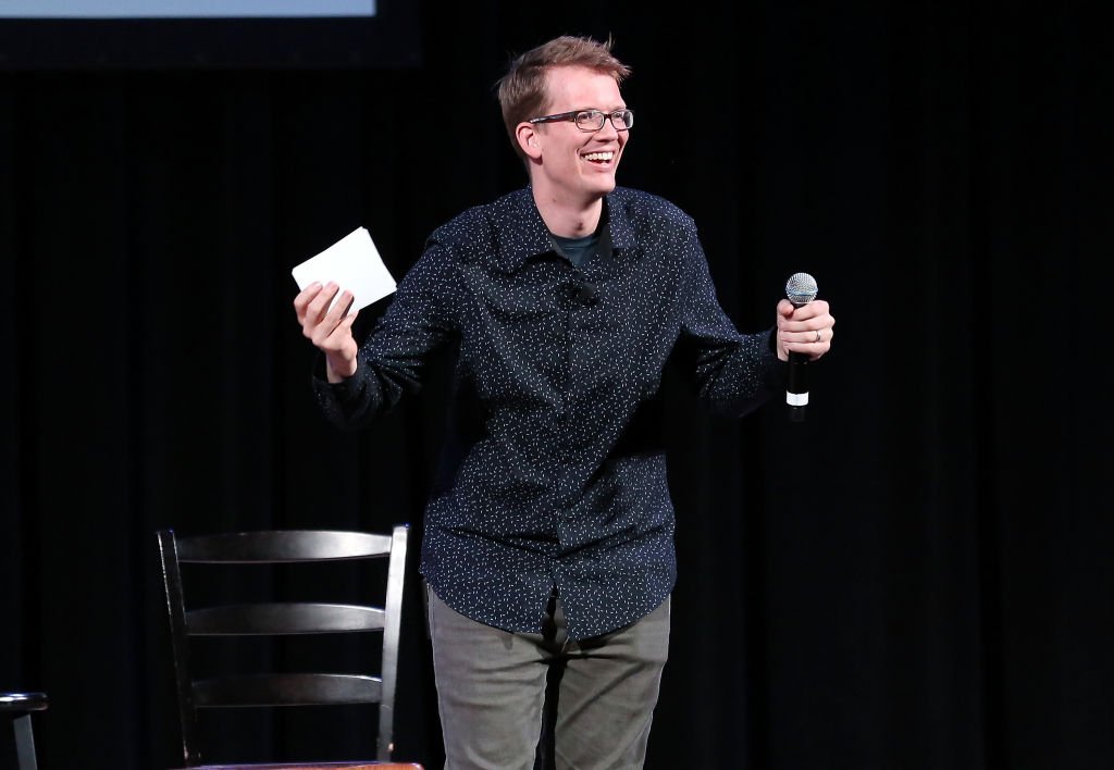 Hank Green se ispričao zbog prekomjerne upotrebe AI