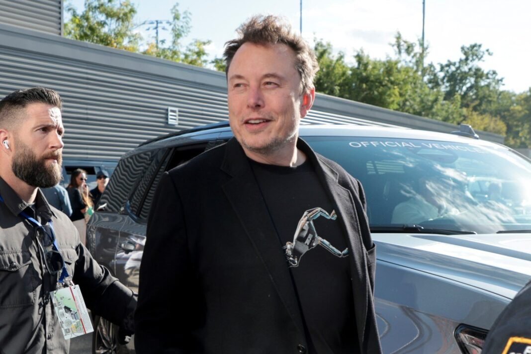 Musk preusmjerava Teslu prema umjetnoj inteligenciji